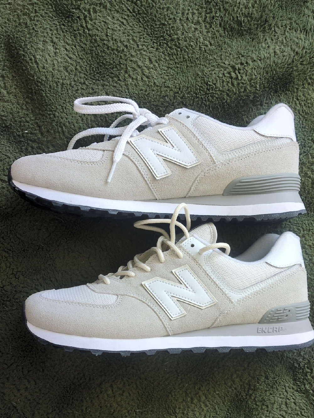MEN'S NEW BALANCE SNEAKERS